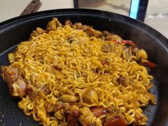 辛拉面-韩见·韩式拌饭·炸鸡(石厦店)