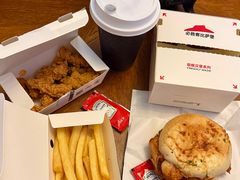 -必胜客(欢乐颂店)