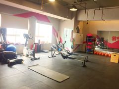 器械区-CPS Fitness Studio健身工作室