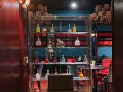 -铜锣湾·有麝自然香(渝北财富中心店)