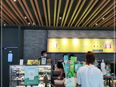 -星巴克臻选(周浦万达店)