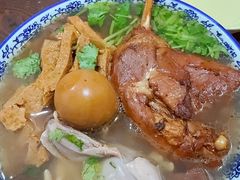 -叶新小吃店(来凤小区总店)