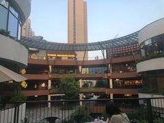 -英皇UA电影城(瑞虹天地月亮湾)