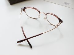 -目艮眼镜SHOWROOM(品牌集合店)