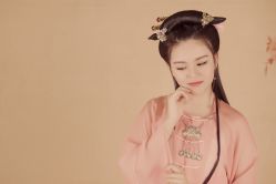 点击看大图 -盘子女人坊古装写真摄影(厦门总店)