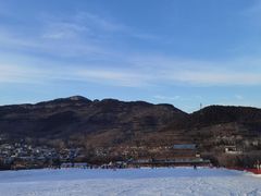 -济南卧虎山滑雪场