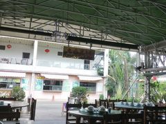 -四川小胡子海鲜(丁村万人海鲜广场店)