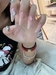 -进巍美甲
