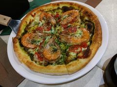 鲜虾罗勒松子酱披萨-BONAZZA 意大利餐厅