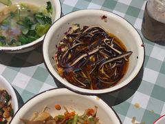 -彭耕记猪油炒小菜(吉联mall店)