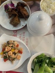 -喜喜·全套房月子会所(罗宾森广场店)