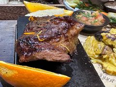 -Mark&Mars Restaurant