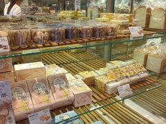 面包甜点陈列柜-PARIS BAGUETTE巴黎贝甜(周浦万达店)
