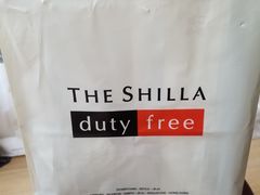 -中免(澳门机场免税店)