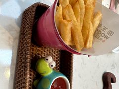 -水桶王国主题餐厅·聚会·生日派对·亲子活动·家庭套餐(亚龙湾希尔顿店)