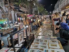 -周日夜市
