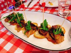 牛肉鹅肝面包-1886德国汽车餐厅(外滩十六铺码头店)