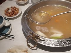 -左庭右院鲜牛肉火锅(金山万达店)