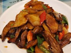 地三鲜-黄家饺子东北特色菜馆(湖滨商业街店)
