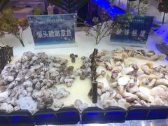 -锤头鲨毛肚海鲜烤肉自助餐厅(国购广场店)