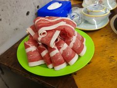-洞庭洲·防空洞火锅·烧烤·铜锅涮肉(新百广场店)