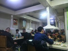 大堂-千里马烧烤(南六东路店)