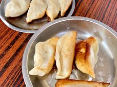 -黄阿姨锅贴大王(万航渡路店)