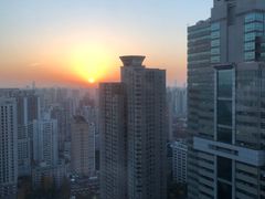 -上海龙之梦万丽酒店