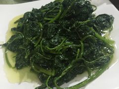 -荷香居(洞企石路店)