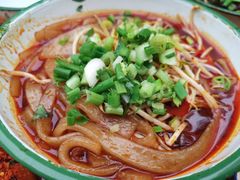 -拈签一笑黄牛肉辣卤串串