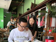 -沈记酸菜牛肉火锅店(九号路店)