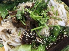-吴一川韭香粉皮(丽香苑分店)