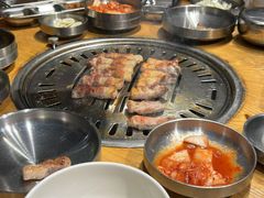 -缸桶屋韩国料理·全程帮烤(泰禾店)