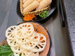 -湊湊火锅·茶憩(打浦桥日月光店)