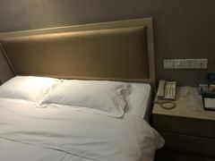 -创兴达酒店(深圳兴东地铁站店)