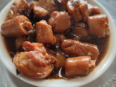 -金卯白肉罩火烧