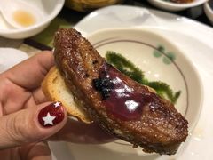 香煎鹅肝-铭门盛宴艺术海鲜姿造(珠江新城店)