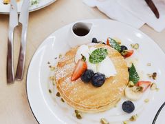 鲜奶松软热香饼-blend咖啡部落(车公庙店)