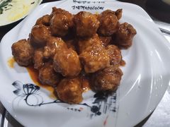 糖醋丸子-金卯白肉罩火烧