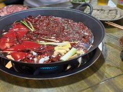 -黄潇洒老火锅(九眼桥宏济巷店)