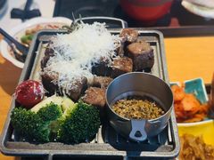 帕马森铁板牛肉粒定食-味太助·银饭食堂(中华城店)