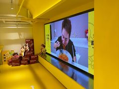 -咻啵翔翔零食基地(万达广场店)