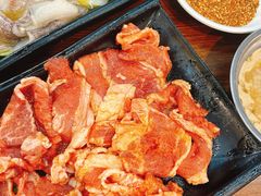 -韩风烤牛肉冷面店