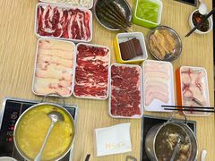 -杨老板·海鲜集市火锅·鲜切牛肉(中防万宝店)