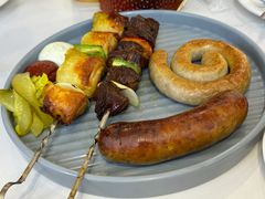 俄罗斯特色烤肉拼盘-库滋明·俄罗斯特色美食(中央大街店)