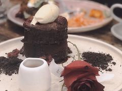 -FLOVIE FLORIST CAFE