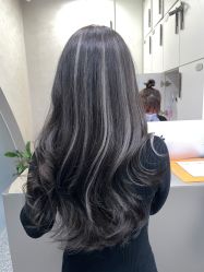 -东秀护肤造型