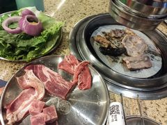 -姜胖胖韩式自助烤肉(光明万达店)