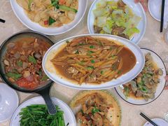 -合家小菜餐馆(新诚花苑店)