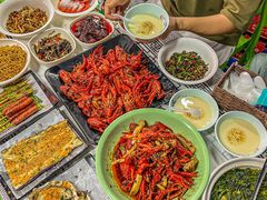 -靓虾二哥长沙地标小龙虾(五一广场店)